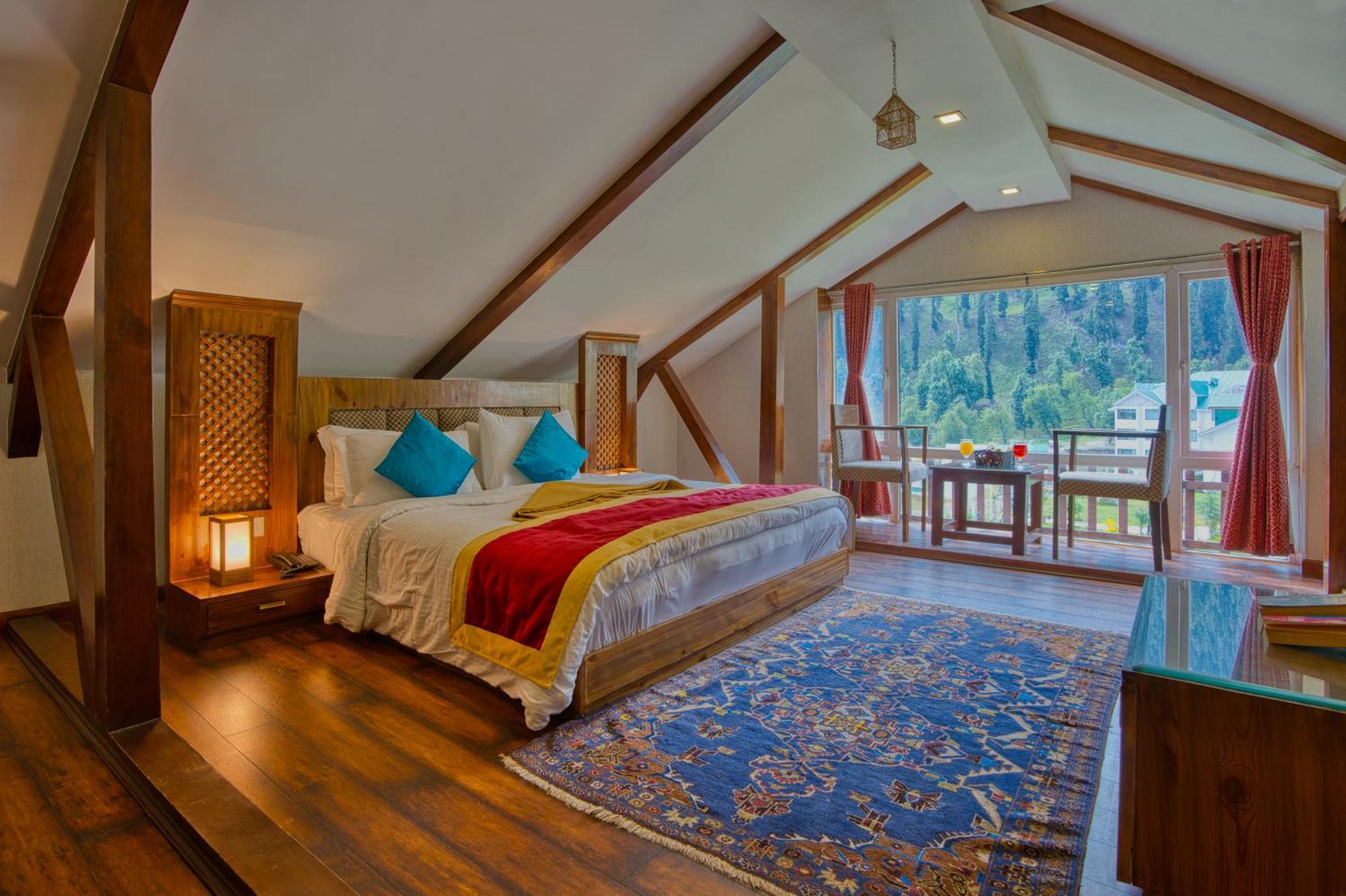 Golden Meadows Hotels & Resorts Sonāmarg Esterno foto