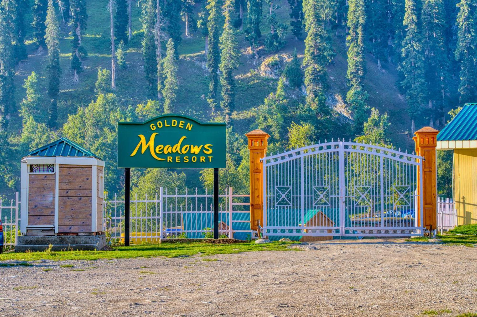 Golden Meadows Hotels & Resorts Sonāmarg Esterno foto